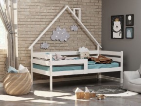 Детская кровать-домик из массива березы Соня-2 (Белый/Лак) в Нижневартовске - niznevartovsk.ok-mebel.com | фото 1