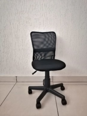 Кресло Barneo K-401 детское (черная ткань/сетка) в Нижневартовске - niznevartovsk.ok-mebel.com | фото 1